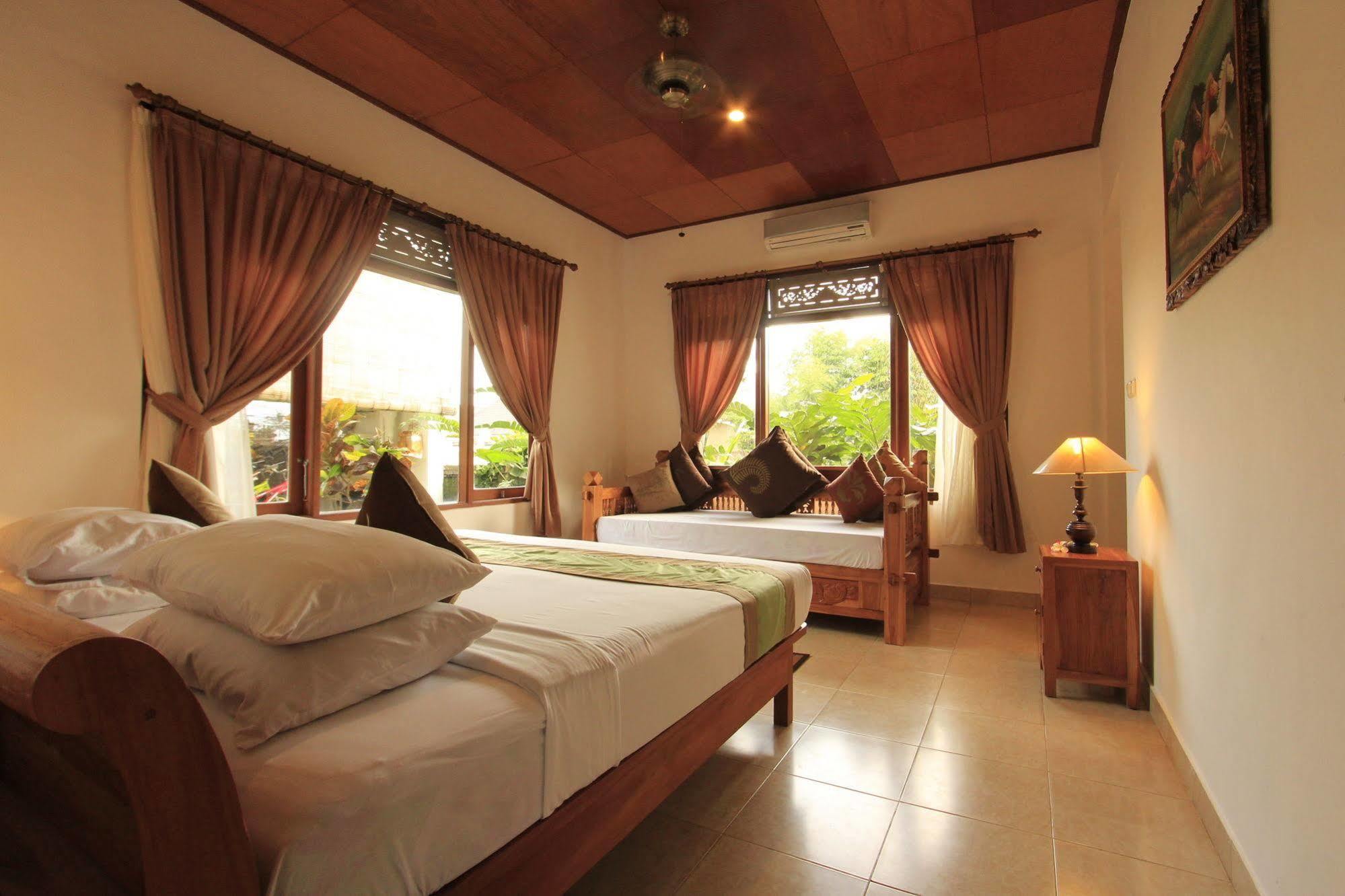Villa Agung Khalia Ubud Exteriör bild